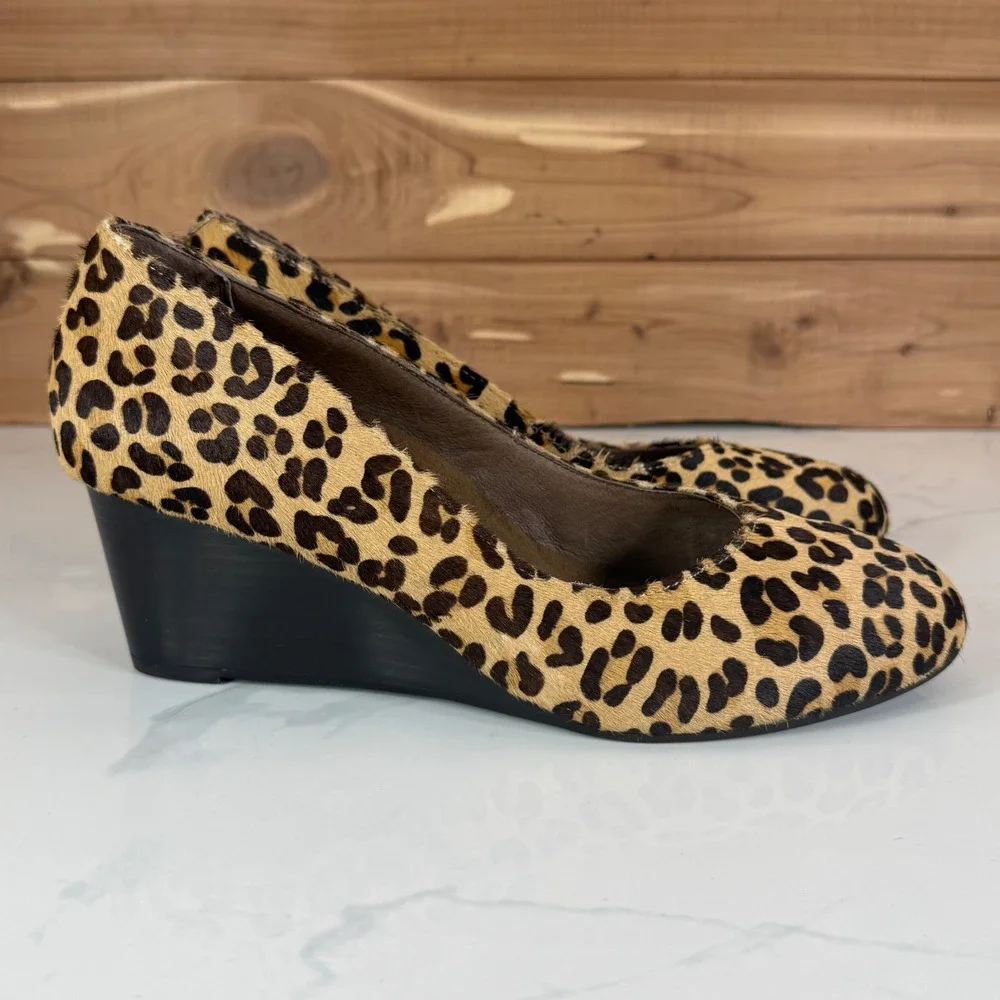 Vionic Leopard Print Calf Hair Wedge Pumps Womens 10 Round Toe Animal Print